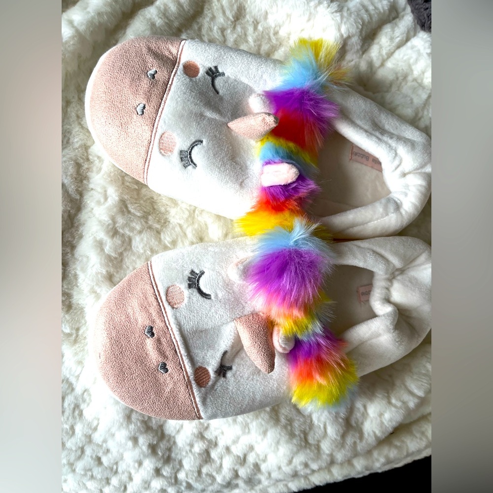 Unicorn Slippers with Rainbow Fur